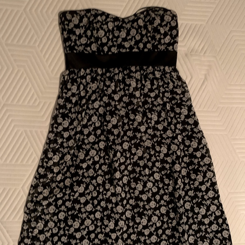 midi White House black market dress, size 0